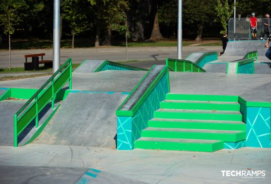 Skatepark aus Beton - Zielonka