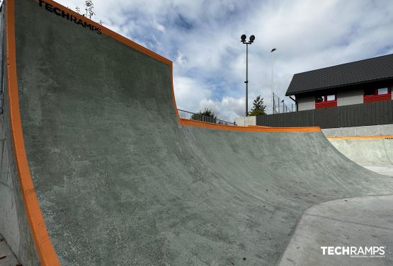 skatepark betonowy Radziechowy