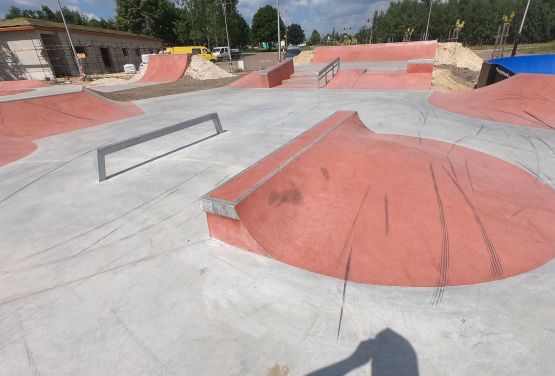 Betonowy skatepark województwie łódzkim