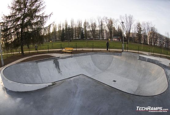 Bowl Skateplaza Cracovia