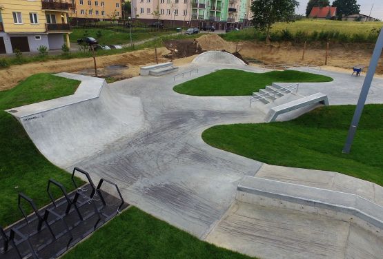 béton skatepark à Świecie