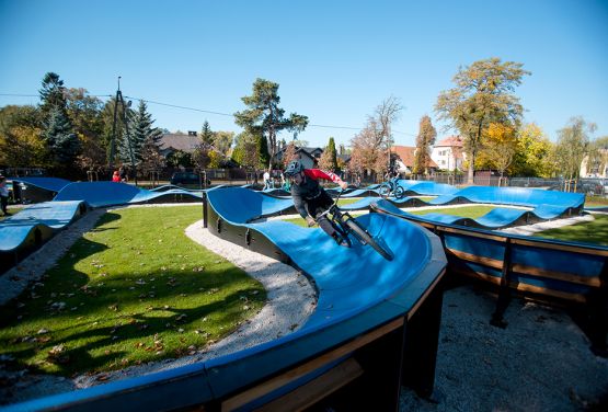 Composite pumptrack à Grodzisk Mazowiecki