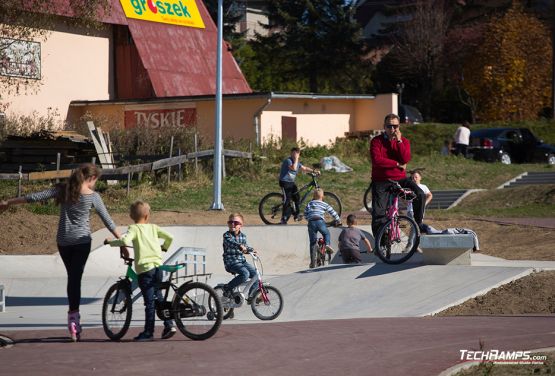 skatepark monolith