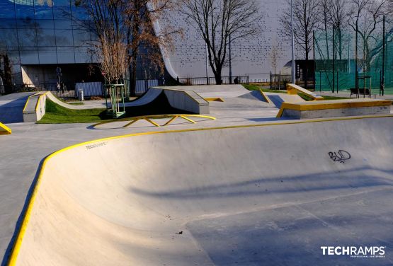 Concrete skatepark