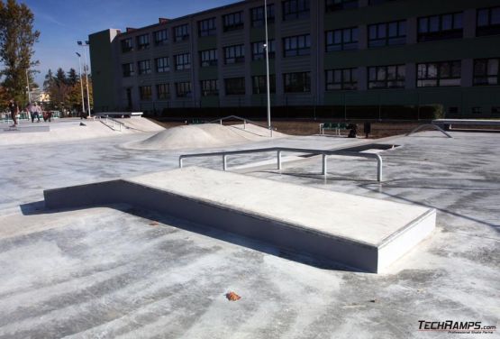 Concrete elements skatepark Będzin