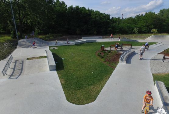 Concrete skatepark