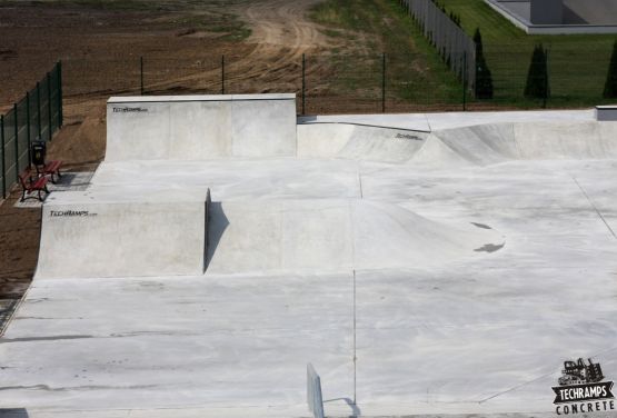 Monolithic skatepark - Wolsztyn