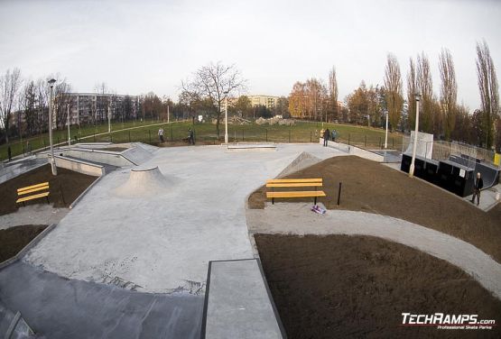 Cracovia Mistrzejowice Skateplaza de hormigón