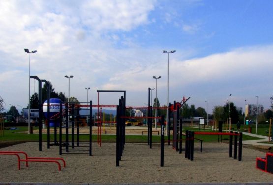  FlowParks - Street Workout Park Nowy Sącz