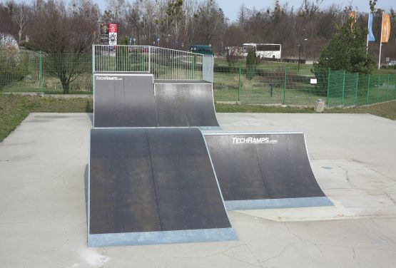 Funbox and quarter pipe in skatepark in Tarnowskie Góry (Poland)