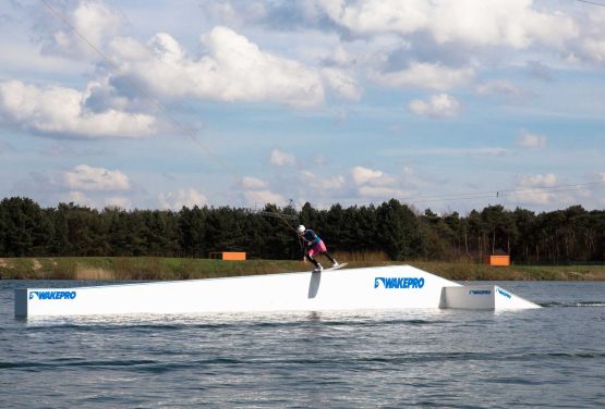 Zdjęcie gotowej przeszkody w parku GoodLife Cable Park