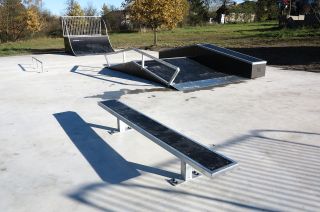 Skatepark en Żelechlinek