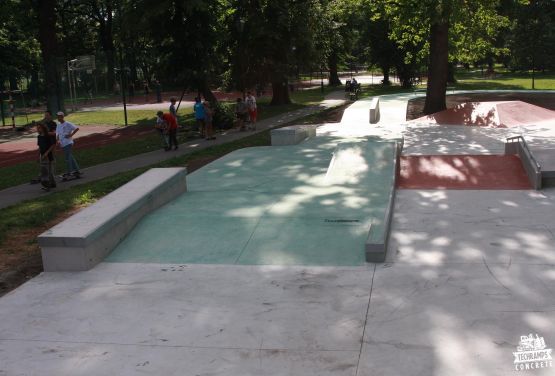 béton street skatepark