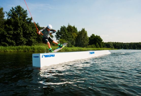 Obstáculos desde WakePro en Lakeside Zwolle (Holanda)