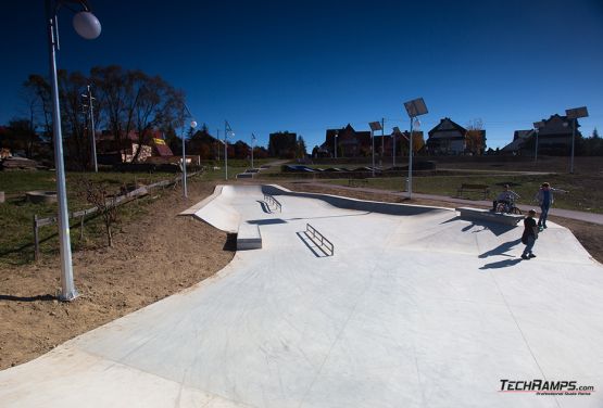 skatepark concrete