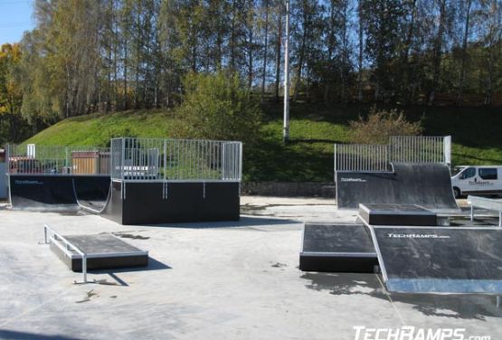 Obstacles - skatepark à Świeradów-Zdrój
