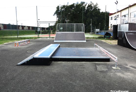 Manual Pad Skatepark - Głogów Małopolski in Polen