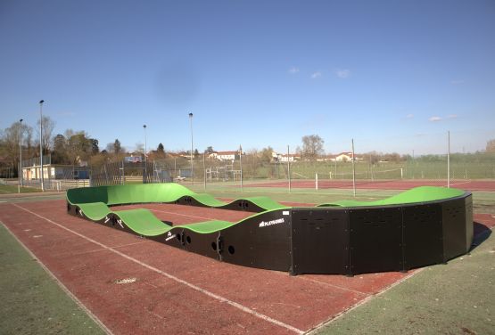 Non-stationary modular pumptrack