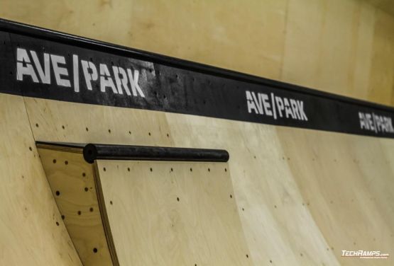 Warschau skatepark - AvePark
