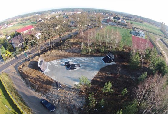 Modular skatepark in Kamionki