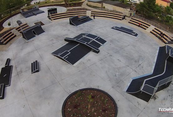 View of modular skatepark from Techramps in Pisz 