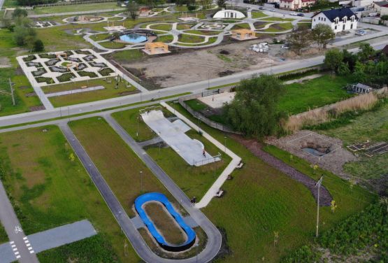 pumptrack i skatepark 