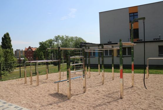 Sportanlage des 21. Jahrhunderts - FlowPark für Streetworkout in Ruda Śląska