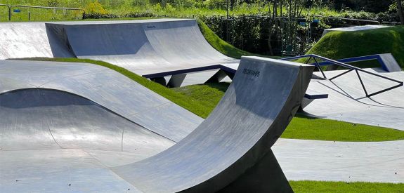 Skatepark betonowy Kąpielowa
