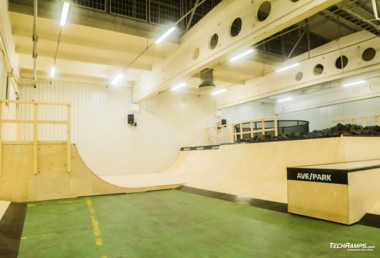 AvePark (Varsovie) skatepark dans le hall