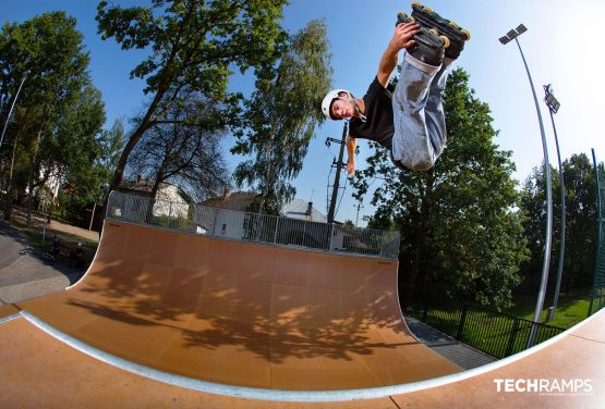 Skatepark de hormigón - Zielonka