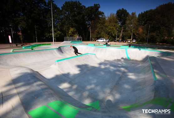 Skatepark de hormigón - Zielonka