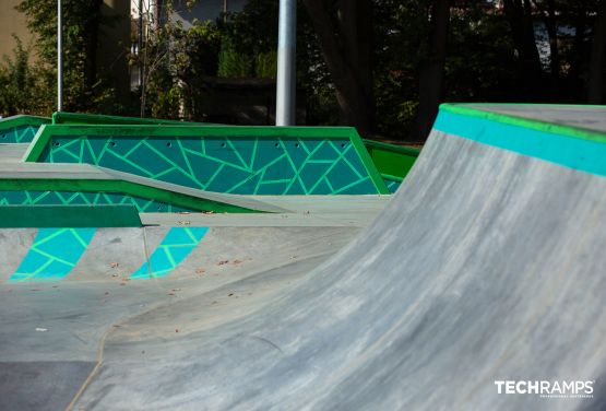 Skatepark en béton - Zielonka