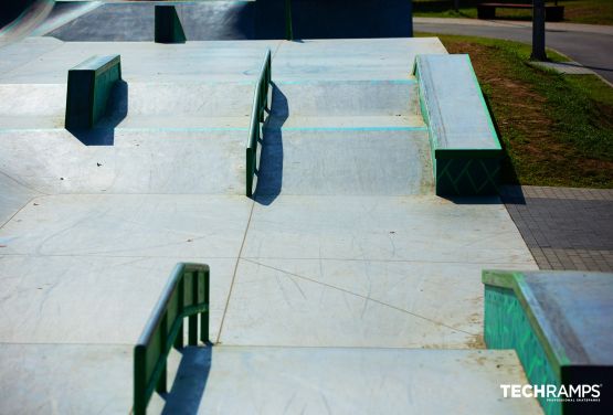 Skatepark en béton - Zielonka