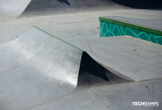 Skatepark en béton - Zielonka