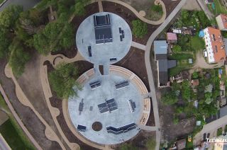 Skatepark modular en Pisz ciudad polaca - vista de drone