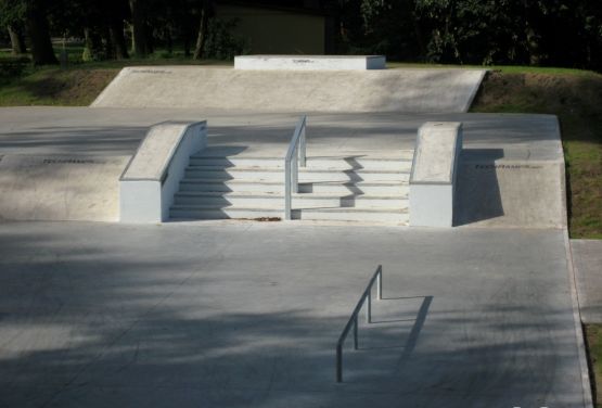 Skatepark Stepnica - plaza