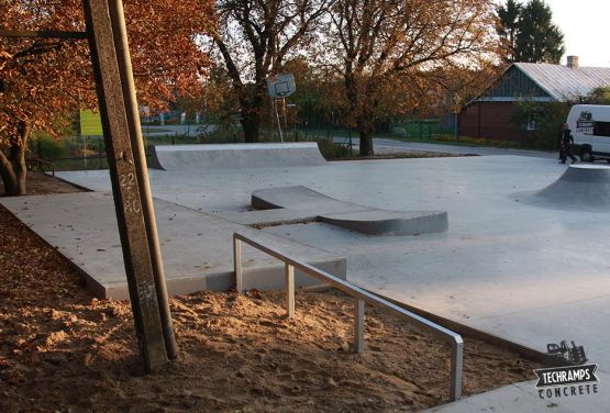 Skatepark w Komarówce - Techramps Concrete
