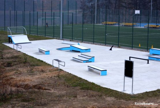 Skateplaza betonowa w Torzymiu