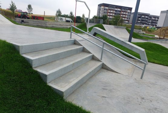 Obstacles à Świecie - skateplaza