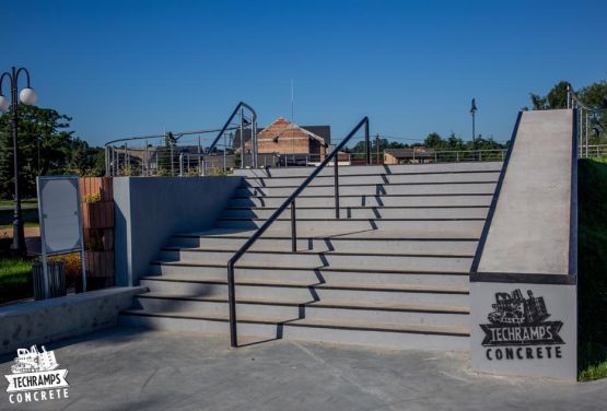 Wąchock skatepark ausgeführt von Techramps