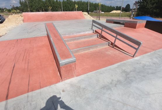 Treppe in skatepark Sławno