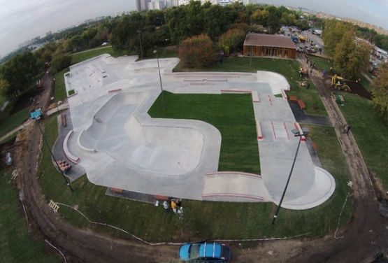 View at concrete skatepark in Moscow