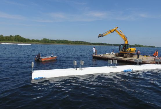 Obstáculos para wakepark en Jeziorsko