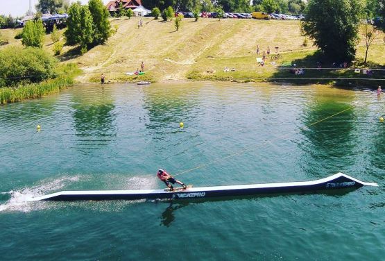 Wakepark obstáculo kloszard