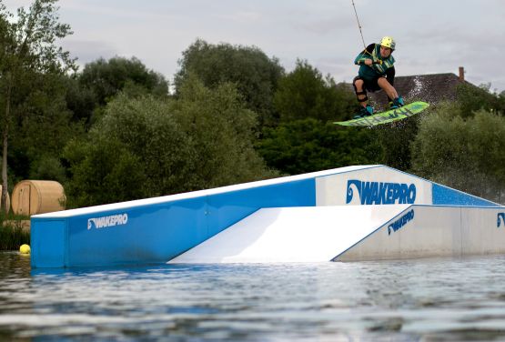 Wakepark Cracow Funbox (WakePro)